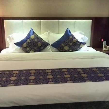 Liuzhou Sanjiangxian Dongxiangguo Hotel Dış mekan fotoğraf