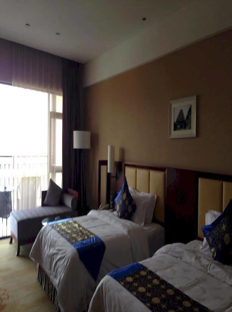 Liuzhou Sanjiangxian Dongxiangguo Hotel Dış mekan fotoğraf